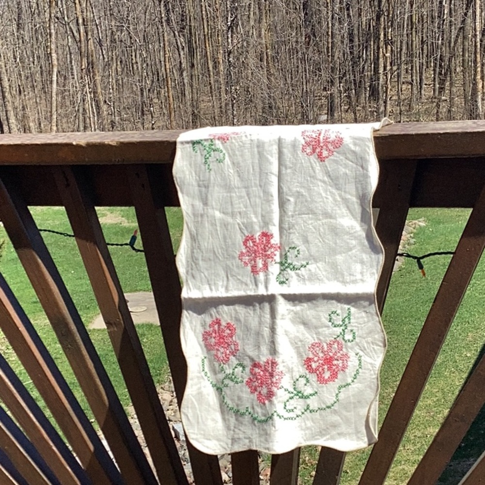 🌺 DOILY BEAUTIFULBELLE in GARDEN EMBROIDERED Vintage COTTON 16 X 40 - Picture 8 of 16